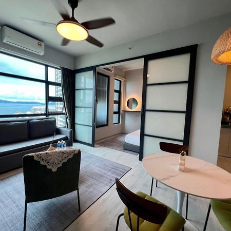 Jesselton Quay Kk Sea View Or City View By Lovia Kota Kinabalu Exterior photo