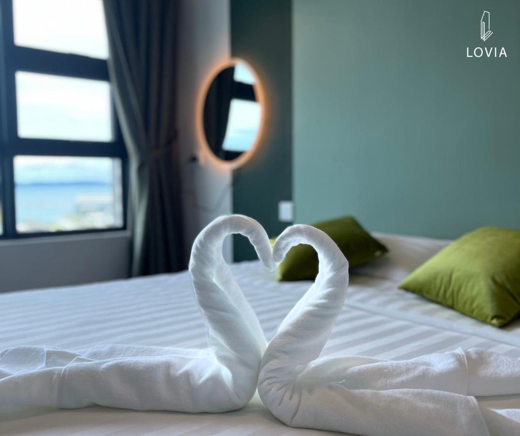 Jesselton Quay Kk Sea View Or City View By Lovia Kota Kinabalu Exterior photo