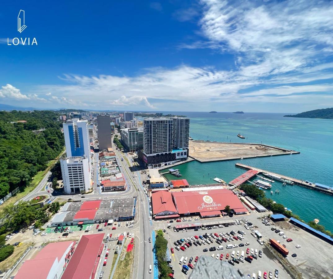 Jesselton Quay Kk Sea View Or City View By Lovia Kota Kinabalu Exterior photo
